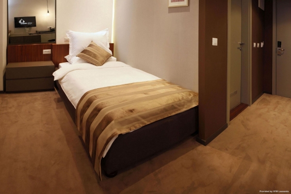 RUSSIA & SPA Hotel (Skopje)